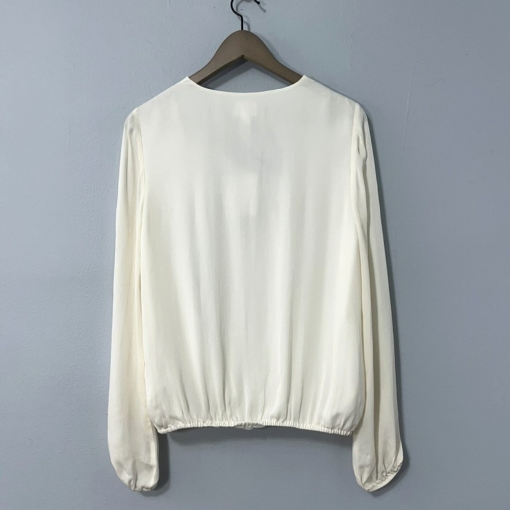 Cami NYC Top Women Medium White 100% Silk Long Sleeve V-Neck Lace Trim NEW - Picture 2 of 15